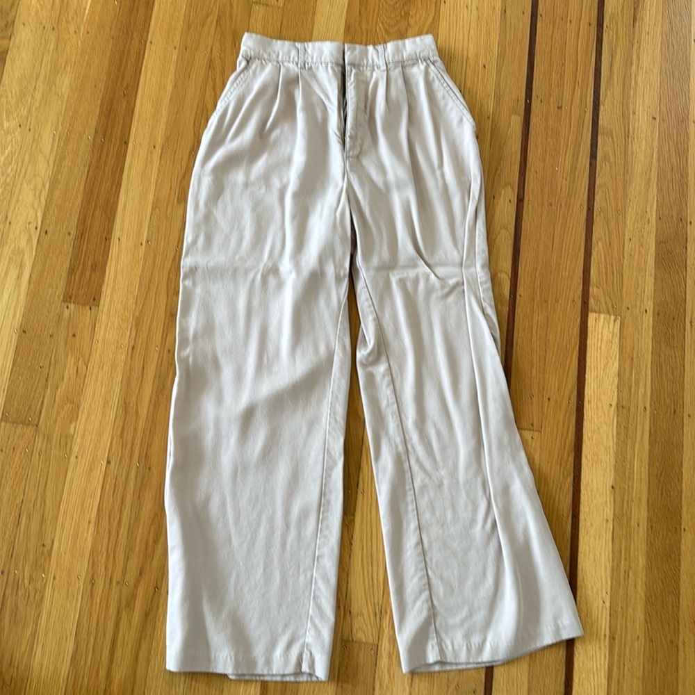 Abercrombie and Fitch women’s trouser pants small